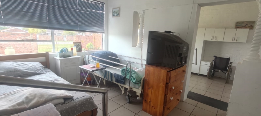 9 Bedroom Property for Sale in Bramhope Eastern Cape